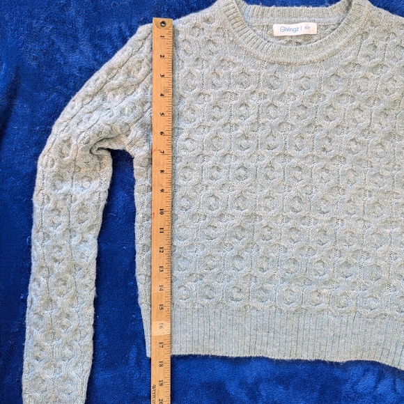 Woman's Knit Sweater - Picture 5 of 11